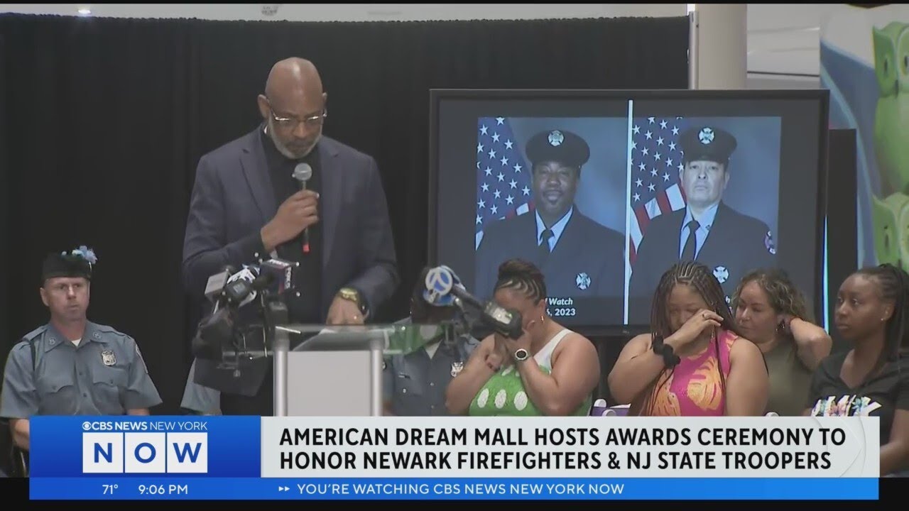 NJ mall hosts awards ceremony to honor firefighters, state troopers