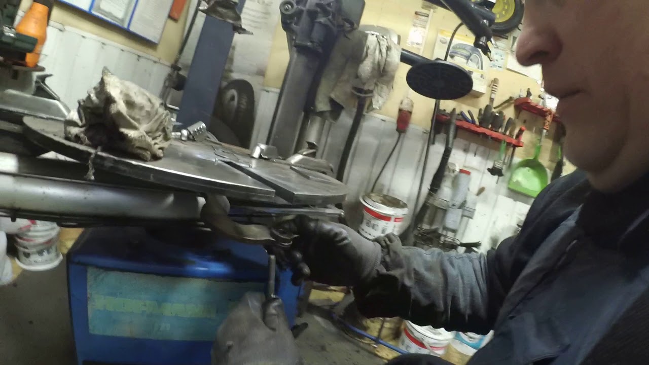 Шиномонтаж Брест : уход за станками - YouTube