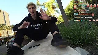 PRE-BLIZZCON IRL - OUTSIDE THE VENUE CHILLING | xQcOW