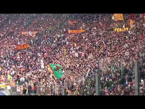 I Cori Della Curva Sud Forza Roma Roma Campione Forza Roma La Roma Olè