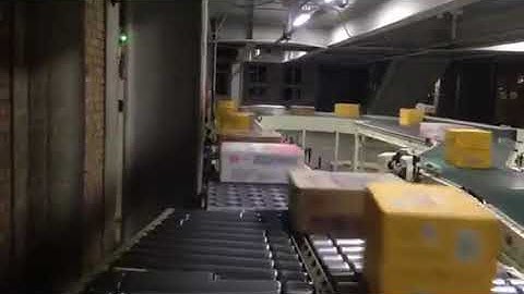 YL high speed wave sorter/ hi-speed swing wheel sorting conveyor with DWS for parcel sorting