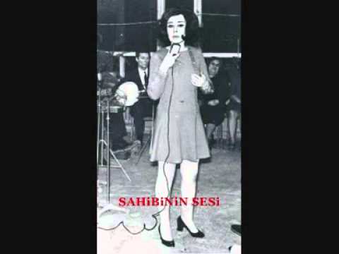 Safiye Erdeğer - Benim Olsan Seni Bir Gül Gibi Koklar Sararım