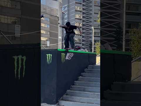 💥Pt.2 Highlights das marretas no “100% Chance” na praça Roosevelt @NBNumeric @MonsterEnergy 🔋🔥💨