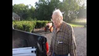 Secrets of An Old Time Trash Picker Revealed... Don Hirst 90 Year Old Picker