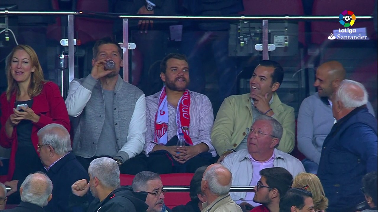 Los actores de Juego de Tronos disfrutan del Sevilla FC vs FC Barcelona