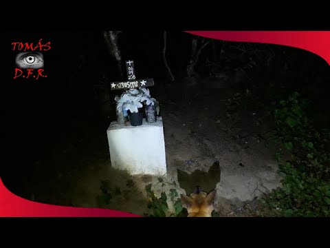🔴 Uma Vila Completamente em Ruínas