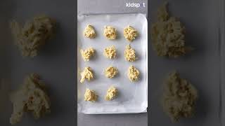 Dreamy Chocolate-dipped Potato Chip Cookies: Sweet & Salty Heaven!
