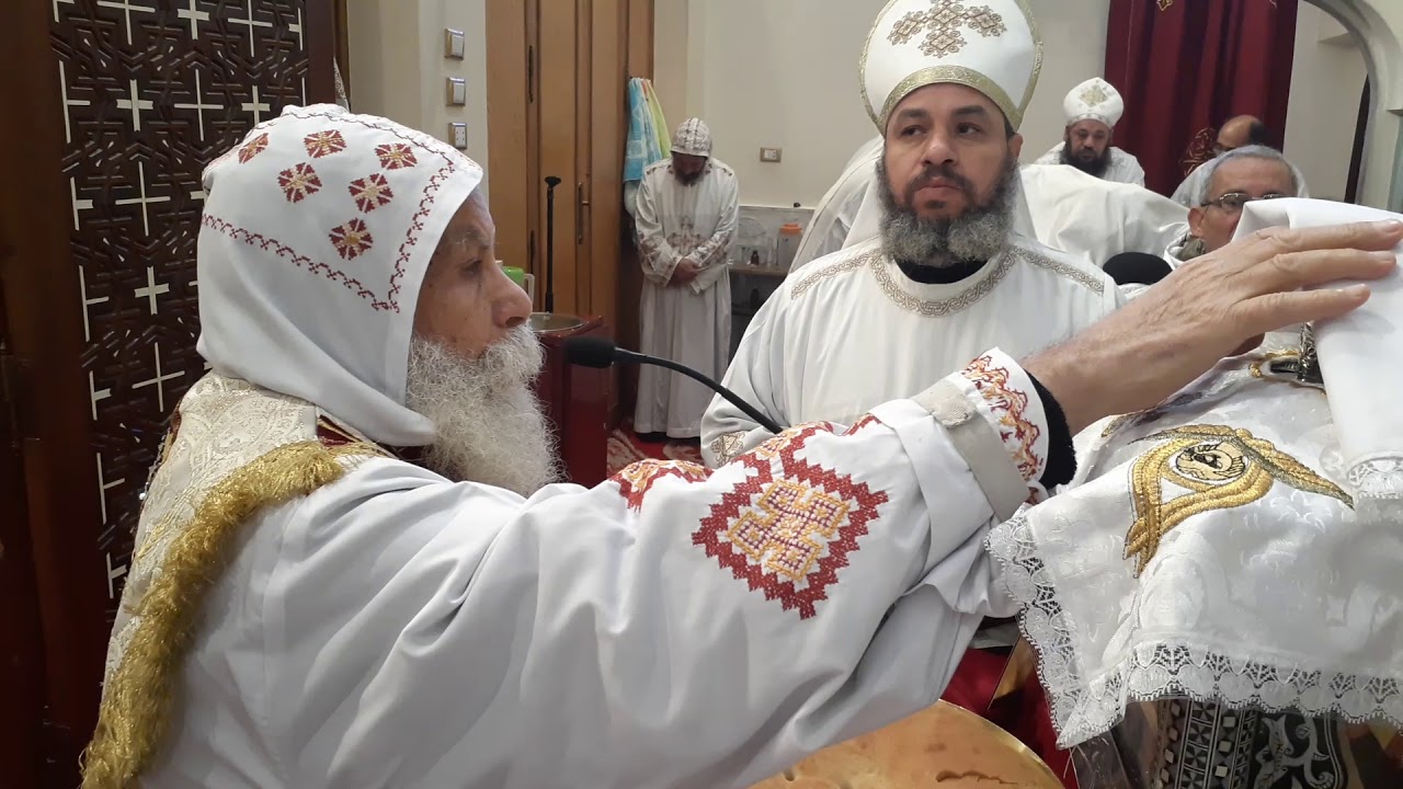 قداس سمائي من مطرانية اخميم مع نيافة الانبا بساده مطران اخميم