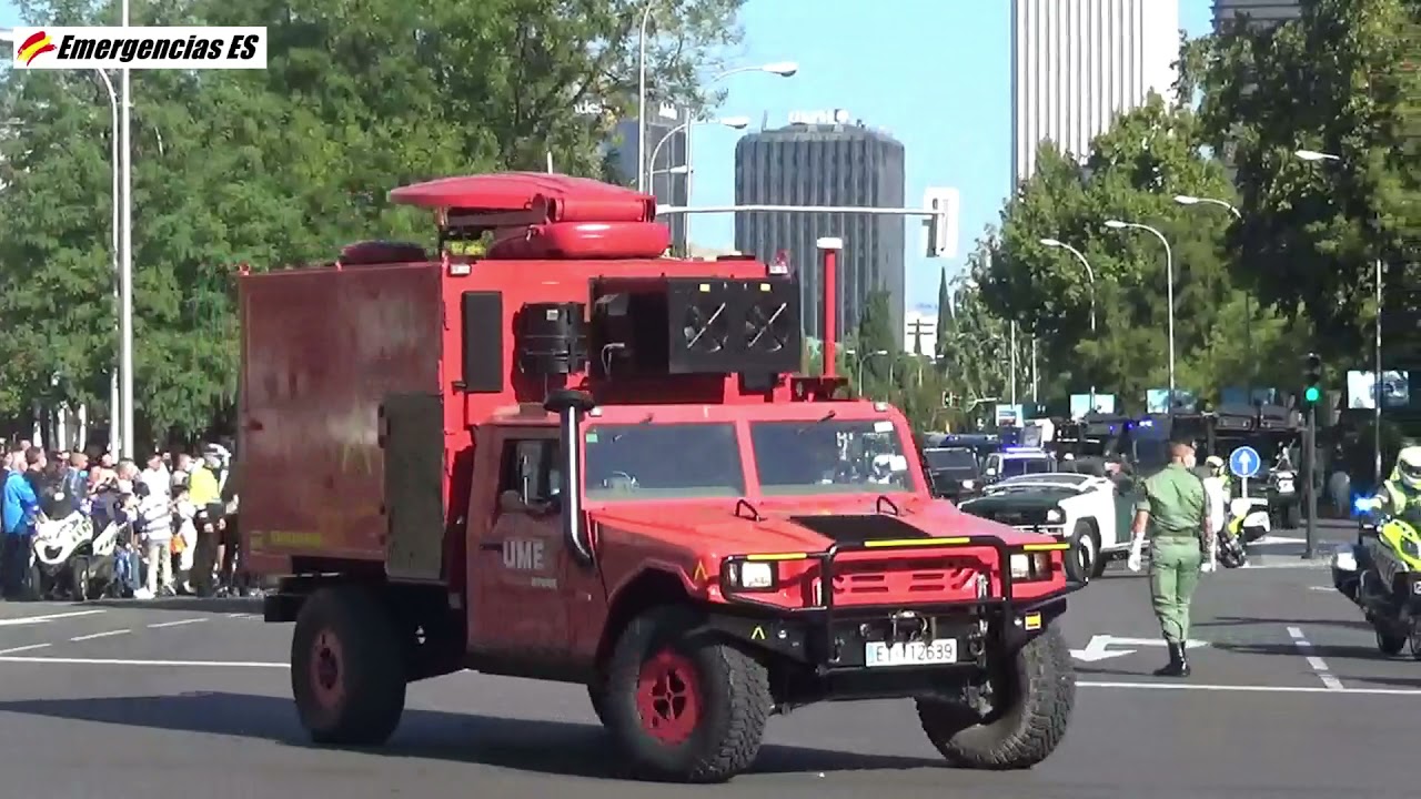 Salida de Vehículos y Escoltas - Desfile 12 de Octubre de 2021