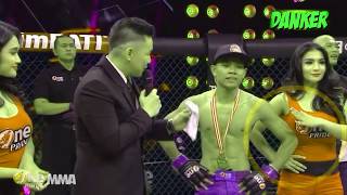 Tete Siva Aprilia Bergetar Terkena U Adi Paryanto