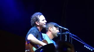 Eddie Vedder with Jack Johnson - Imagine live @ Rock Werchter 2018