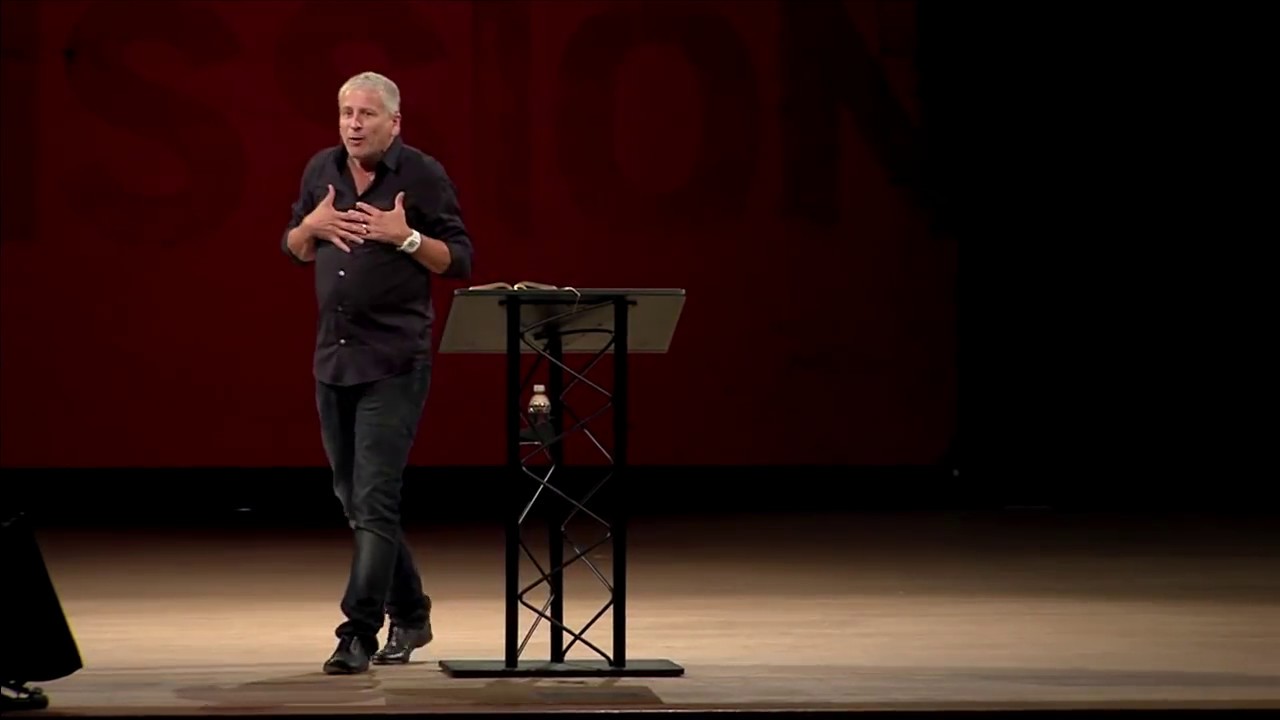 Stars And Whales Singing How Great Is Our God (Chris Tomlin) - Louie Giglio - 9Min Version