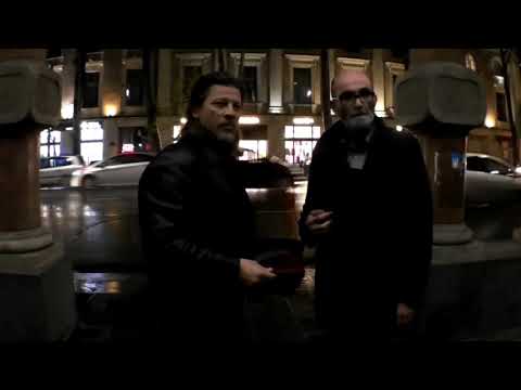 ფილმი ეძღვნება კინორეჟისორ გიორგი დანელიას --ნიკო ბაღაშვილის ფილმი\"ფიქრთაწვიმა\"