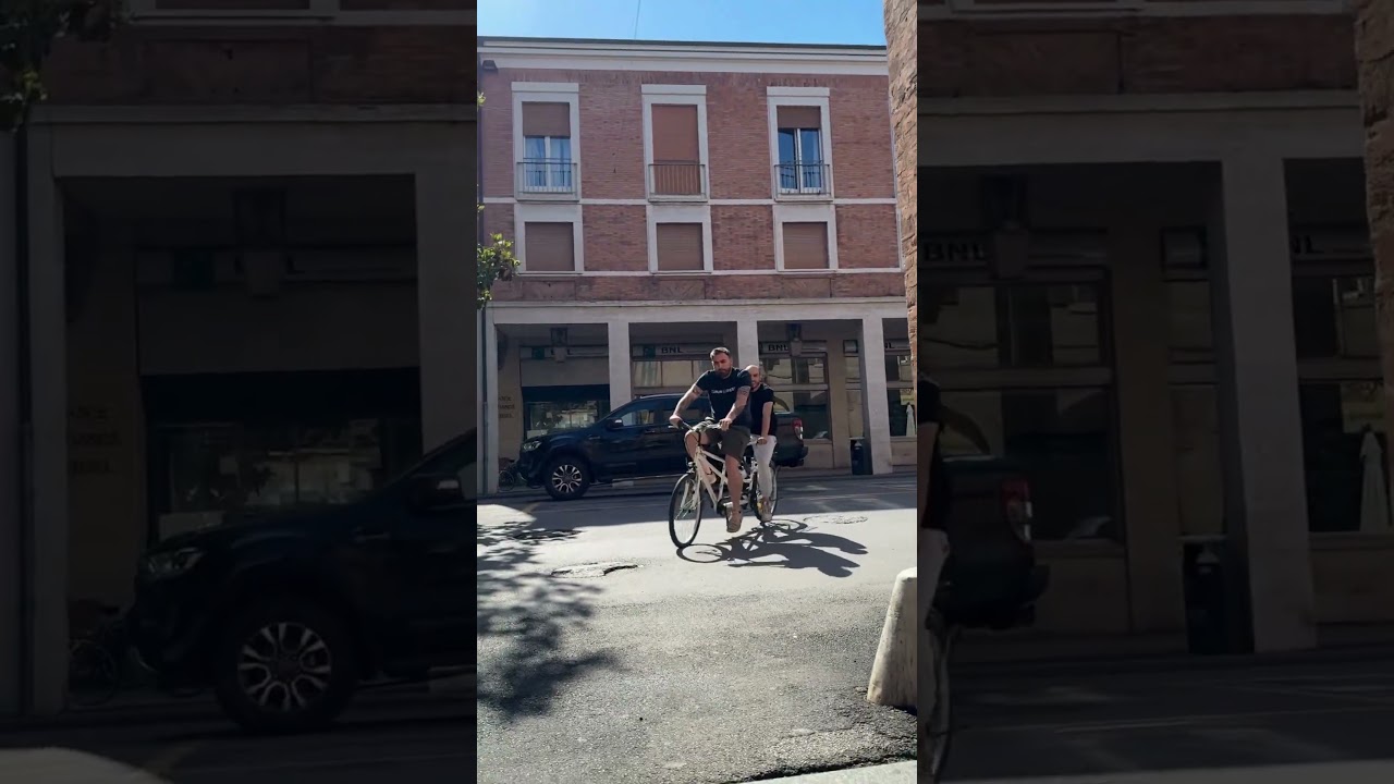 Esplora Ferrara in modo originale con i nostri tandem!