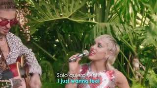 Video thumbnail of "Miley Cyrus - Plastic Hearts (Backyard Sessions) (Lyrics + Español) Video Official"