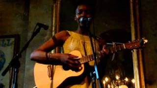 Betty Steeles - Single Ladies (Put A Ring On It) - Live Old Queens Head London 2011