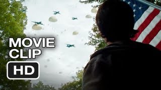 Red Dawn Movie CLIP - Invasion (2012) - Chris Hemsworth, Josh Hutcherson Movie HD screenshot 5