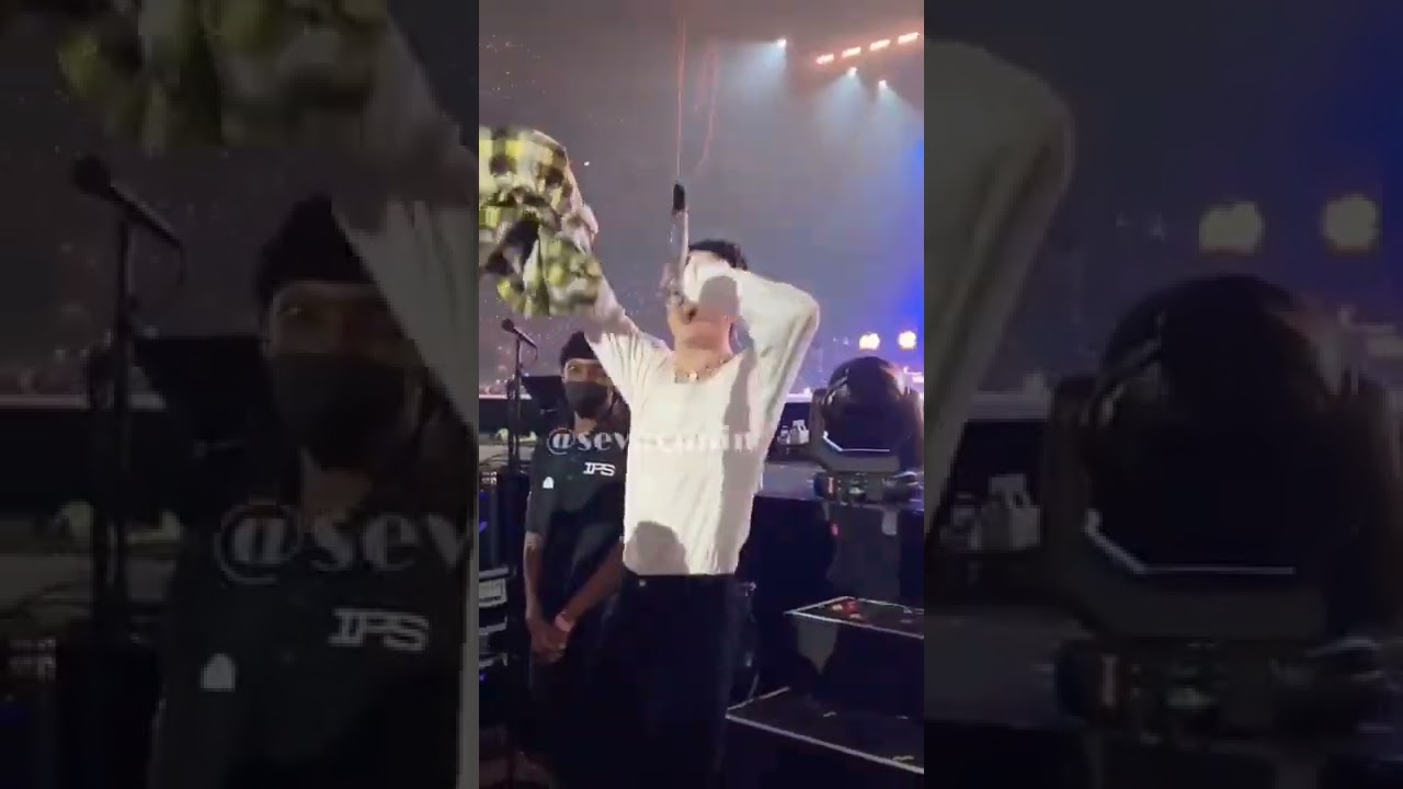 在 YouTube 上觀看「jimin reaction when security guard dance with him #shorts #bts #jimin」 在 YouTube 上觀看「jimin reaction when security guard dance with him #shorts #bts #jimin」