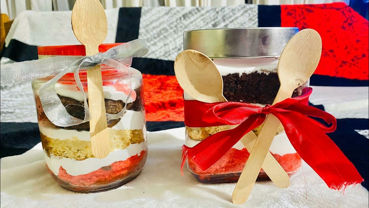 So tasty and easy red  bee jar cake/little gems