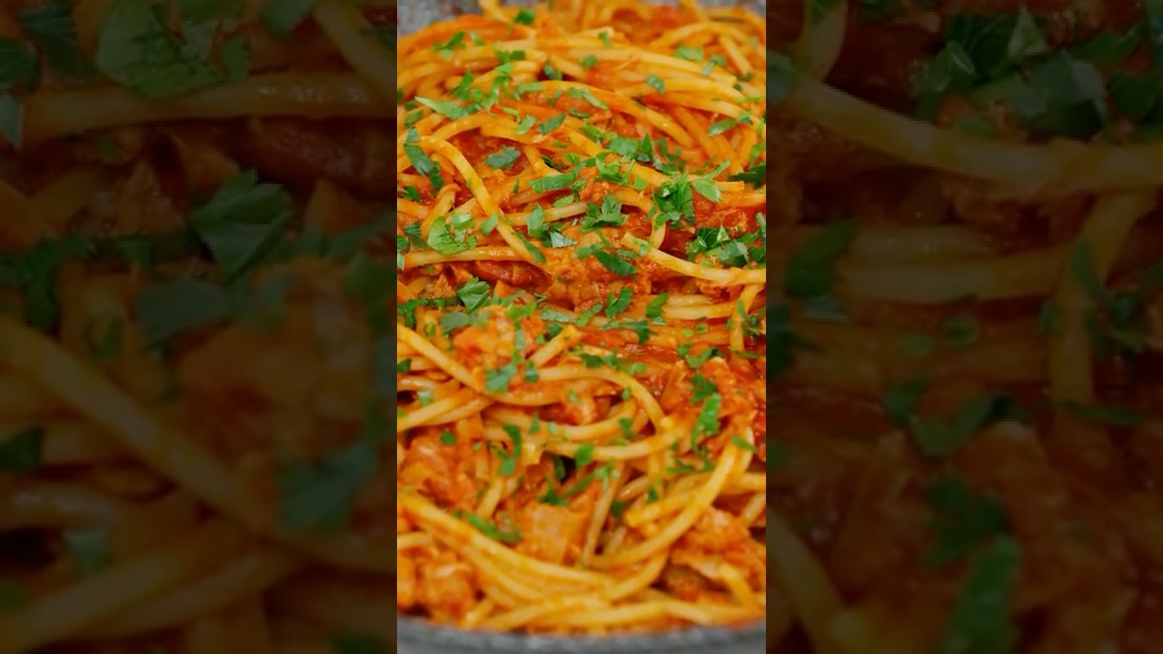 SPAGHETTI TONNO E POMODORO Ricetta Facile - Fatto in Casa da Benedetta ...