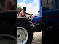 ट्रैक्टर पलटने से बच गया 😱🚜 #viral #shorts #newtractor #likecmntshare