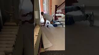 My method of installing carpets in seconds! 🤩 🔨