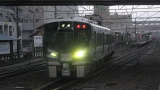 521系3次車J04編成(224M)