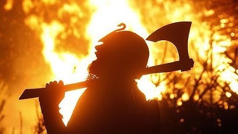 TORCHLIGHT PROCESSION, EDINBURGH
