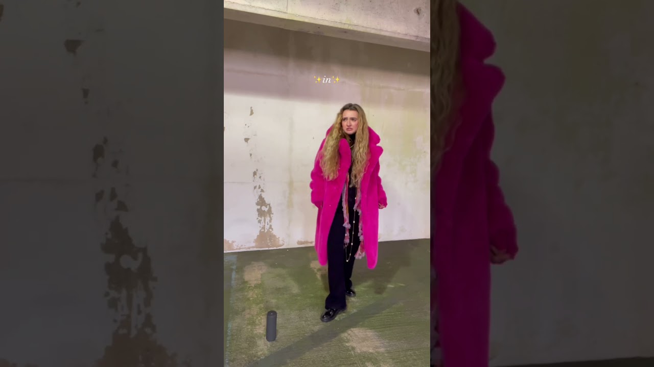 I keep on fallin…✨ @AliciaKeys #falling #aliciakeys #cover #singer #music #acoustic auf YouTube ansehen I keep on fallin…✨ @AliciaKeys #falling #aliciakeys #cover #singer #music #acoustic auf YouTube ansehen