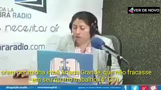 Fã trola programa e pede oração por Ariana Grande e Lana Del Rey [LEGENDADO]