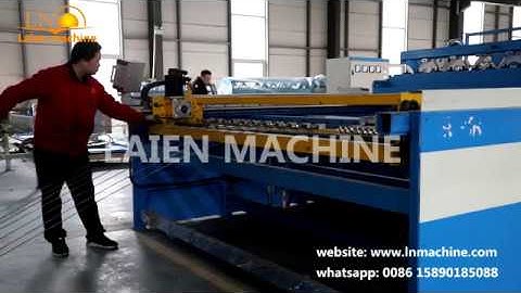 Automatic high speed wire mesh welding machine