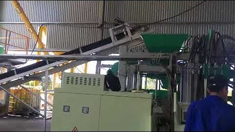 QT12-15 concrete block making machine