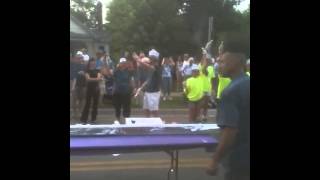 World's largest ice cream sundae.