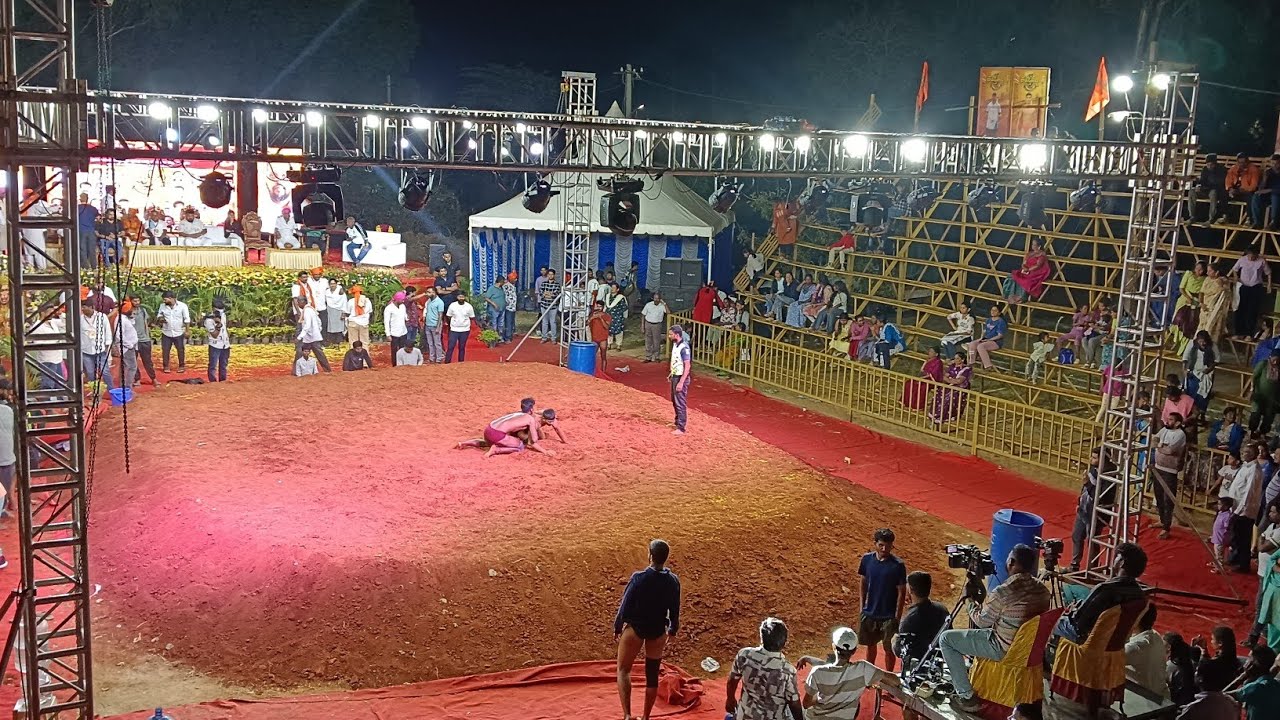 FULL COUNTRY TRAVELLING