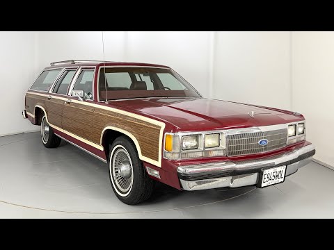 Ford LTD Country Squire - YouTube