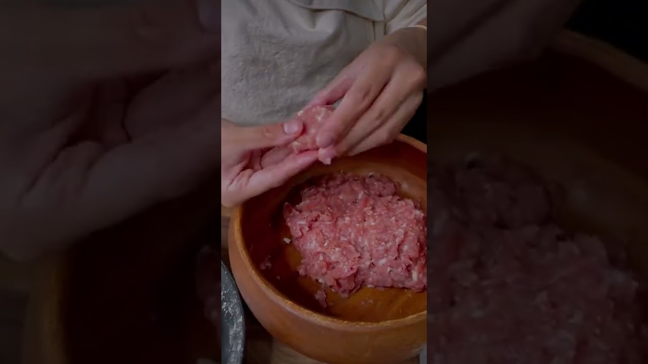 Fast Foodies Season 2 premieres tonight at 10 9c on