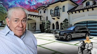 Stanley Baxter Cause Of Death, Age, Wife, Family, Net Worth, Lifestyle & Biography | FameRadar 24-7