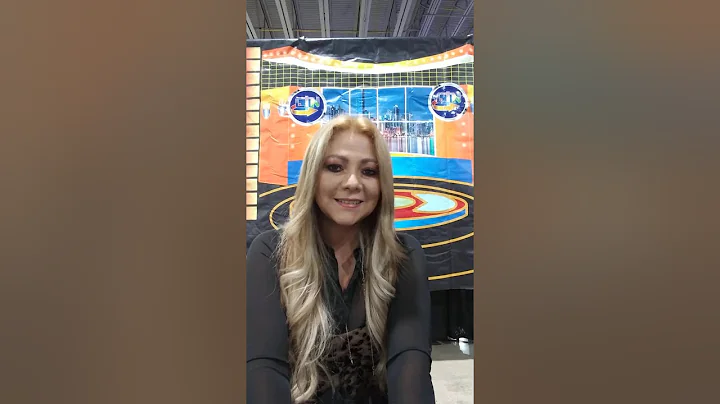 Cindy Santillan, Adoradora