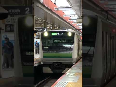 発車メロディーの原曲を再現する車掌