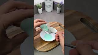 Bread + Detergent = Roach Killer #pestcontrol #diy #hacks