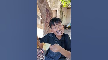 Troll ăn tương ớt - Troll eats chili sauce #shorts