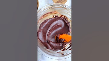 Dark Chocolate Ganache Frosting