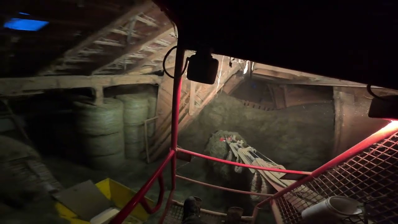 Heukranfahren mit Stepa Heukran | Stepa |  Füttern | Heu