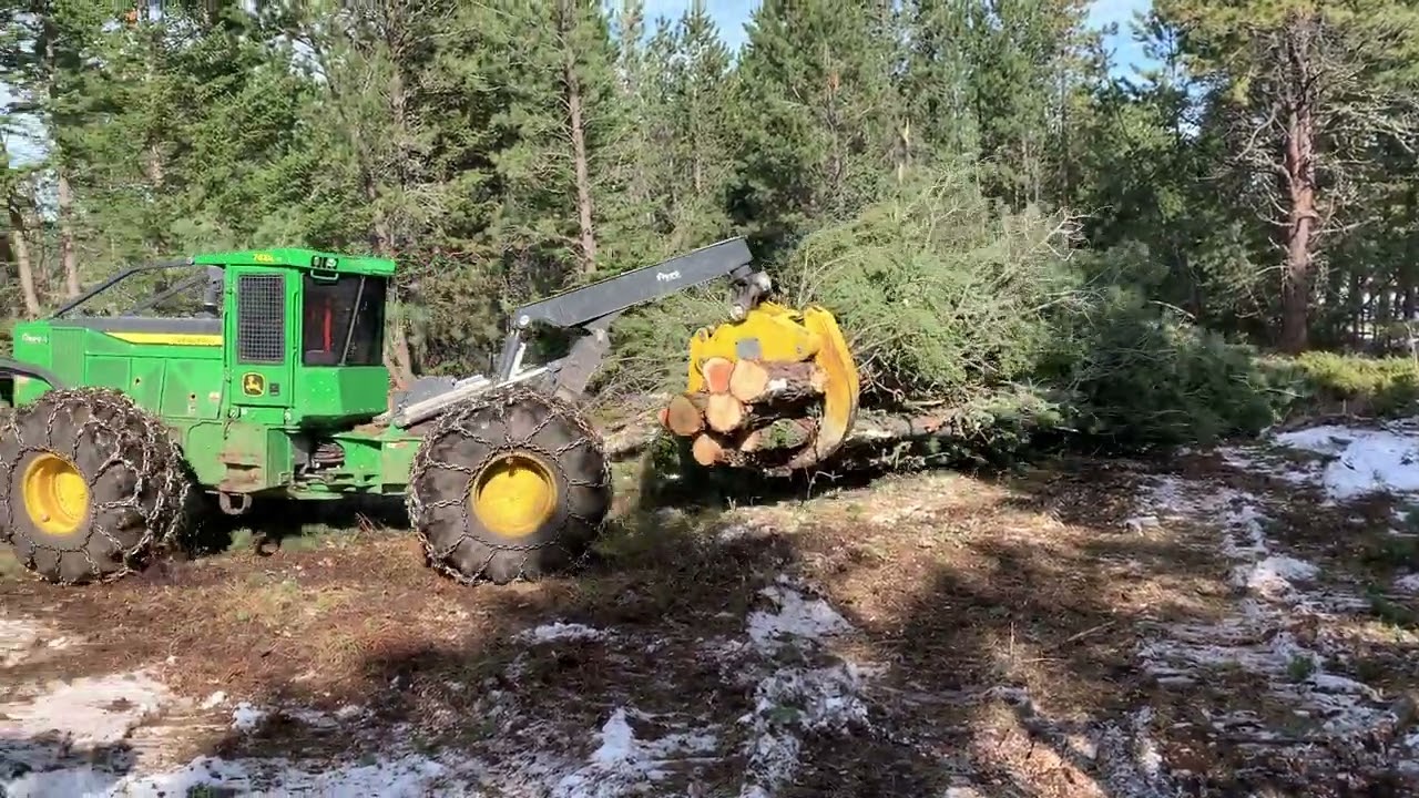 2018 John Deere 748L-II Grapple Skidder with Winch