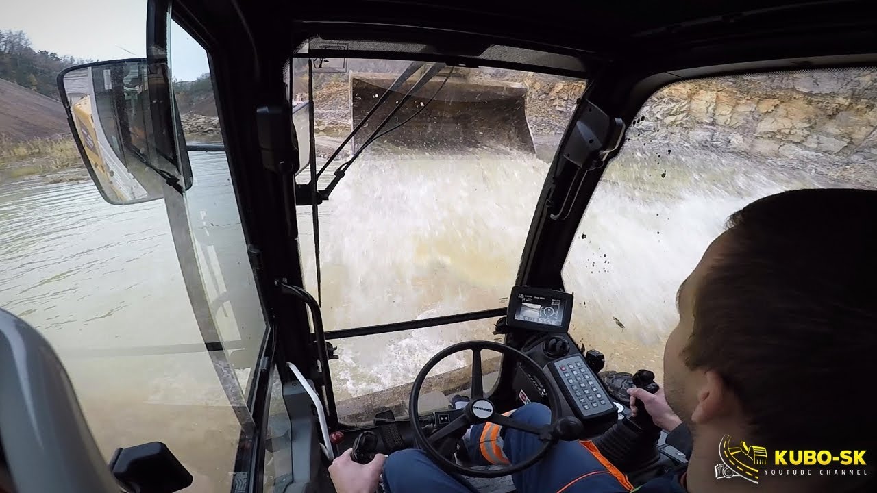Umývanie lyžicou | Lom Dolní bory | Liebherr A918 kolový bagr | Cab view