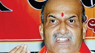 Shri Ram Sena Leader Pramod Muthaliks Entry Into Bjp On Hold