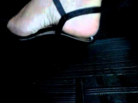 Testando a sandalinha nova...