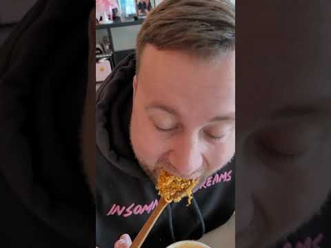 외국인이 만드는 편의점 리조또?! 불닭볶음면이랑 삼각김밥 쉐낏쉐낏!