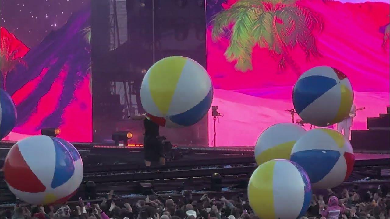 Imagine Dragons - Take Me to the Beach (Live Concert, Tallinn, Lauluväljak, 03.06.2025) Imagine Dragons - Take Me to the Beach (Live Concert, Tallinn, Lauluväljak, 03.06.2025)