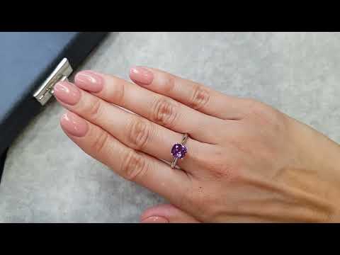 Ring with a rare natural color change sapphire 2.55 ct  in 18K white gold Video  № 1